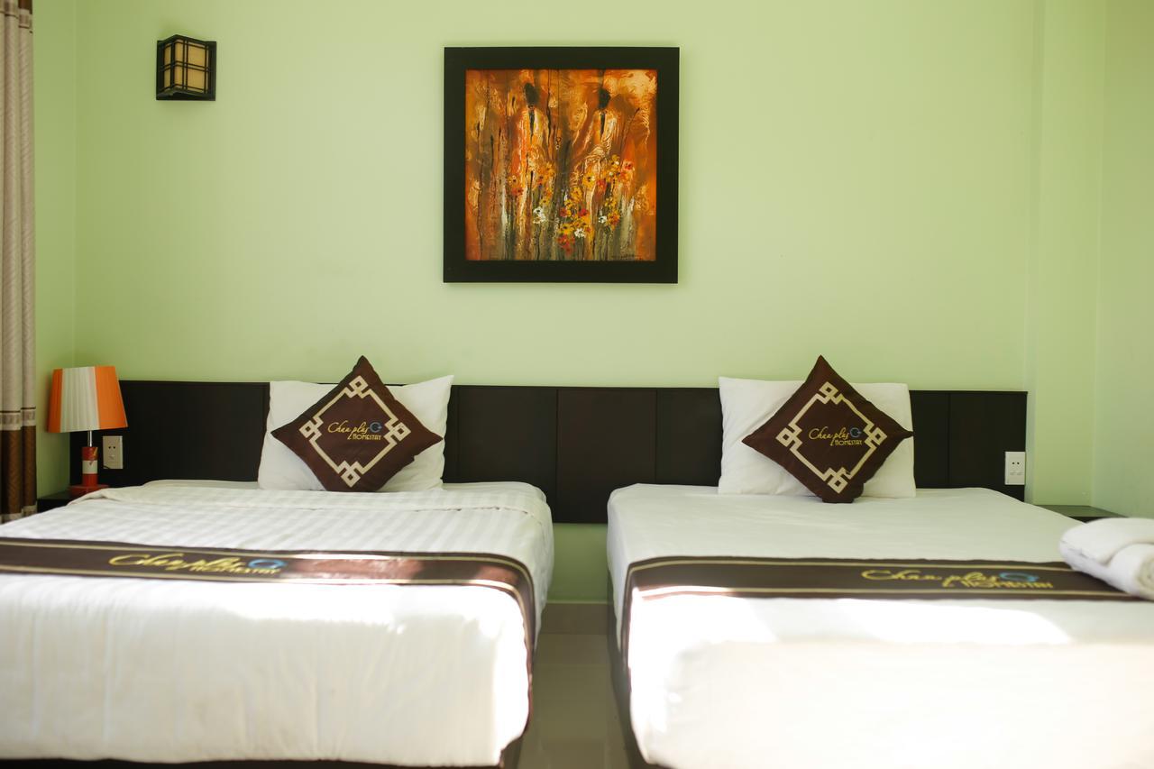 Chau Plus Homestay Хойан Экстерьер фото