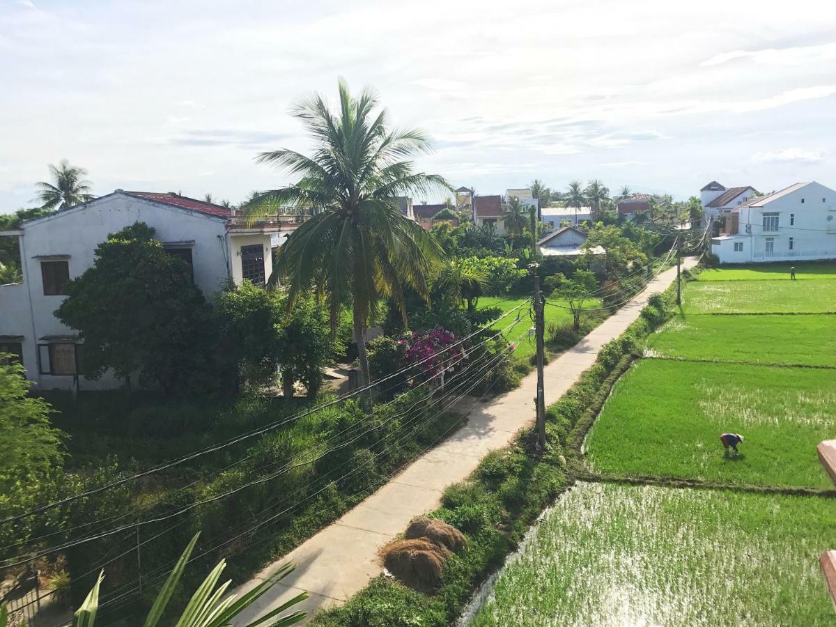 Chau Plus Homestay Хойан Экстерьер фото